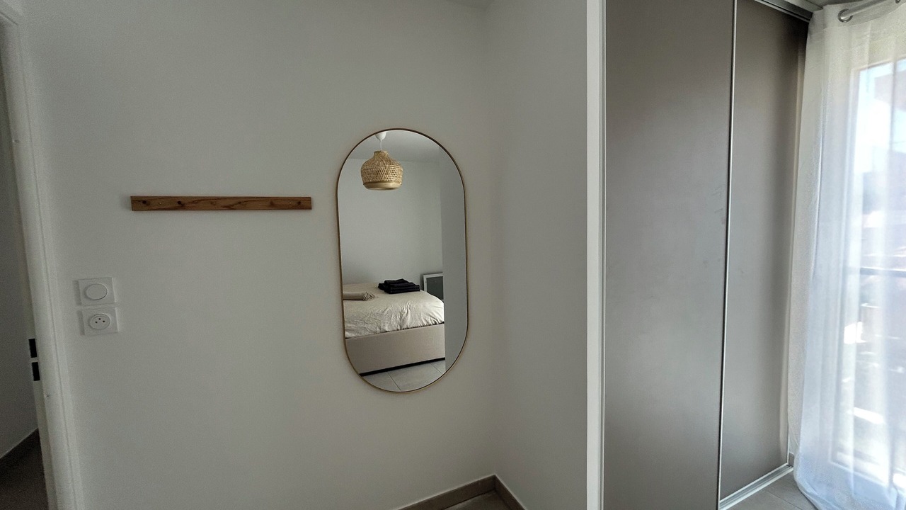 Photo of Bedroom in Golfe Juan