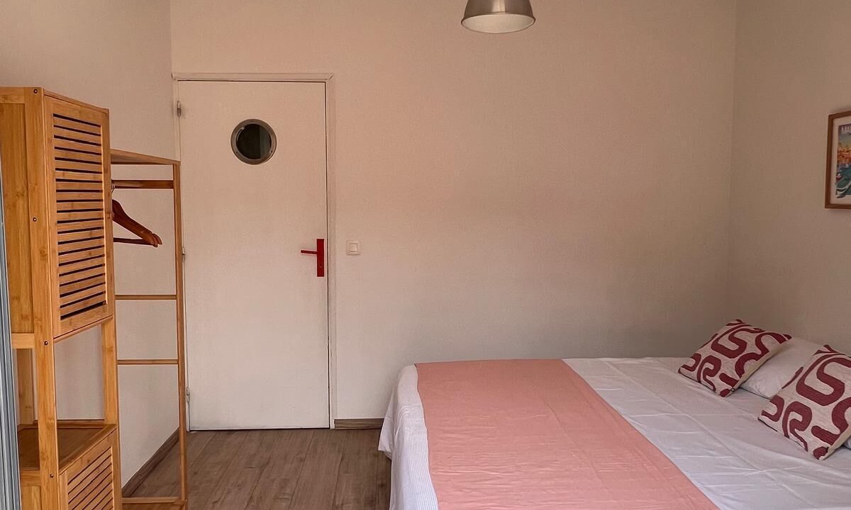 Photo of Bedroom in Endoume