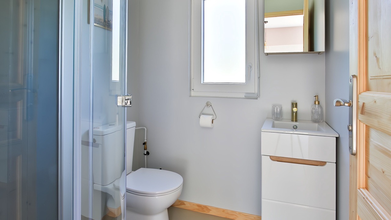 Photo of Bathroom in Saint-Laurent-sur-Mer