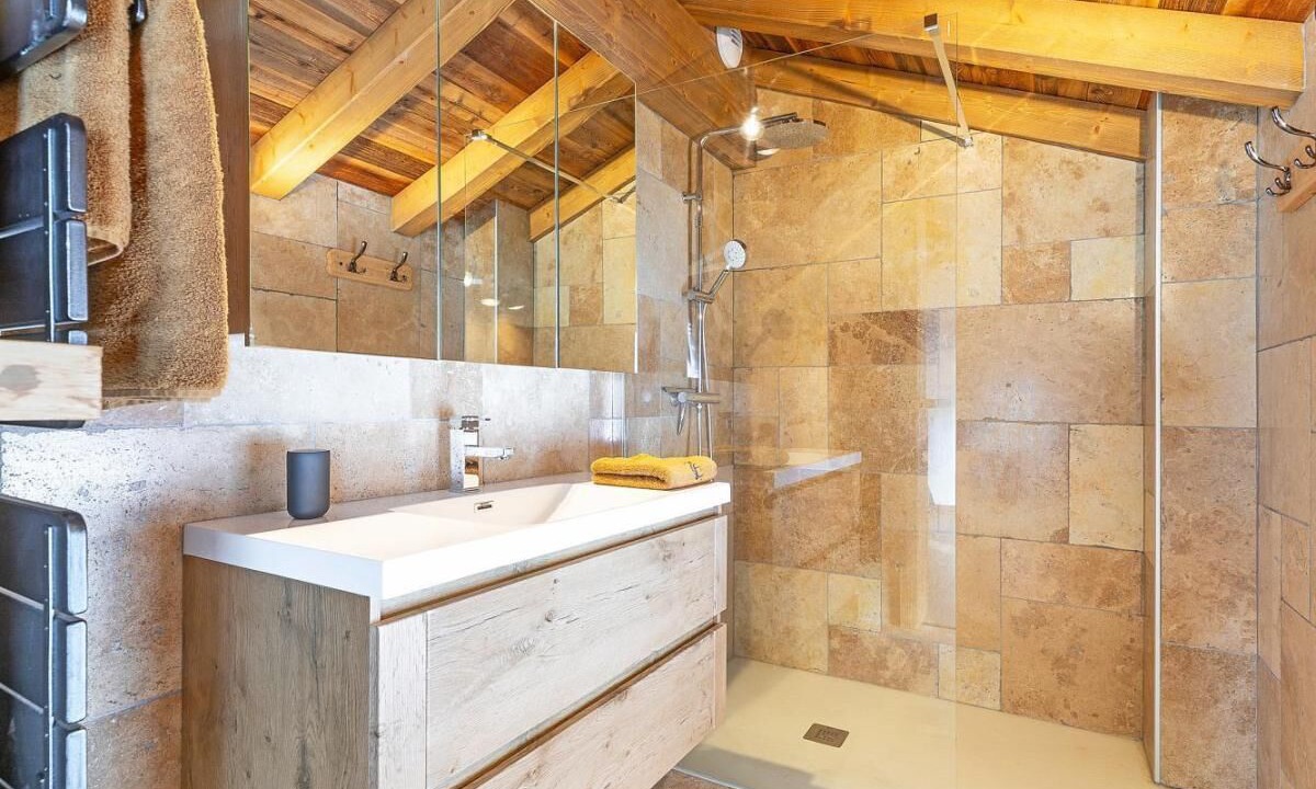 Photo of Bathroom in Nancroit