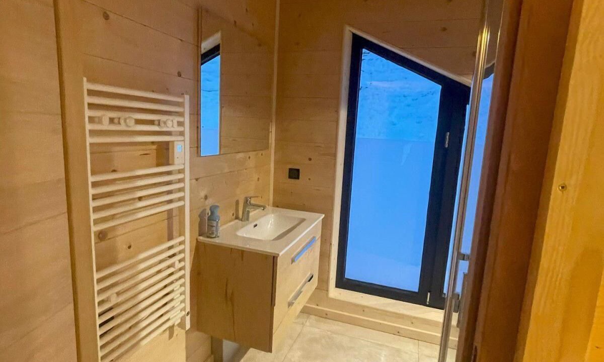 Photo of Bathroom in Nancroit