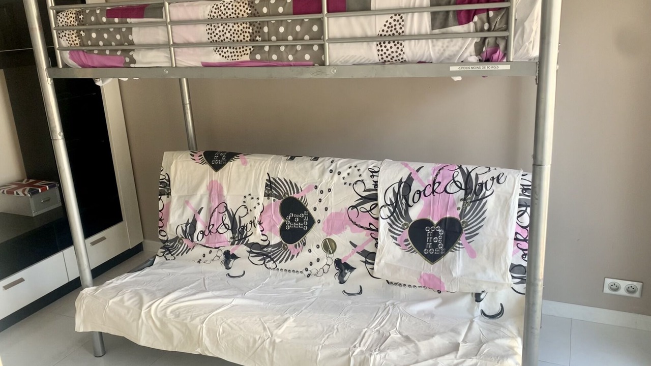 Photo of Bedroom in Carnot