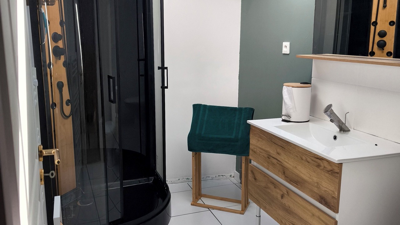 Photo of Bathroom in Les Epesses