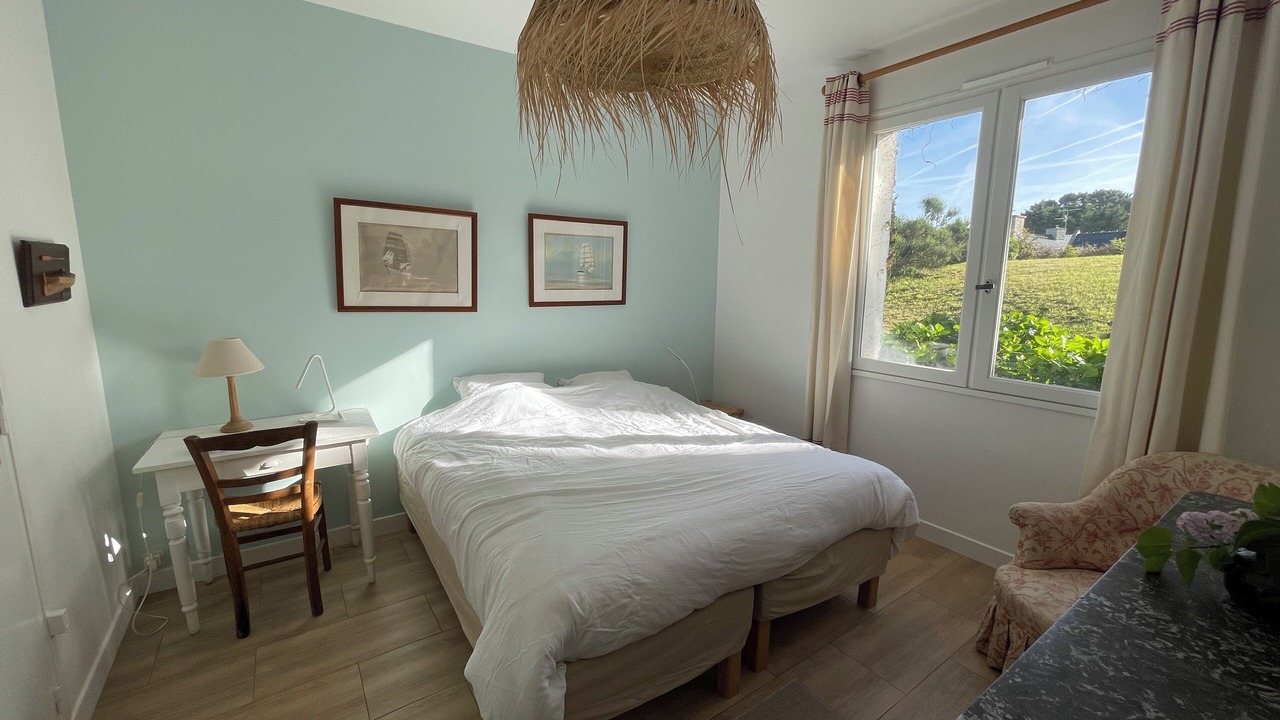 Photo of Bedroom in Saint-Jacut-de-la-Mer