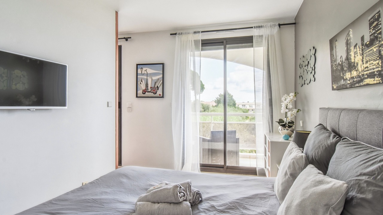 Photo of Bedroom in Saint-Laurent-du-Var