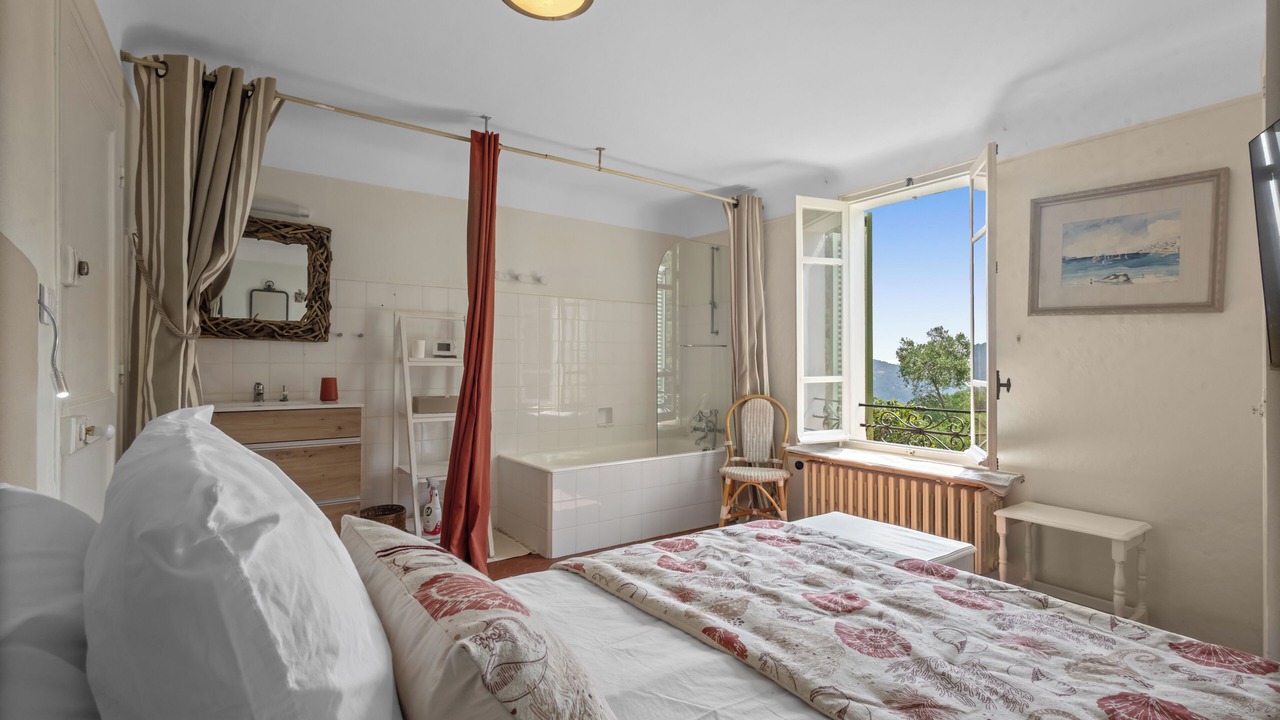 Photo of Bedroom in Cabris