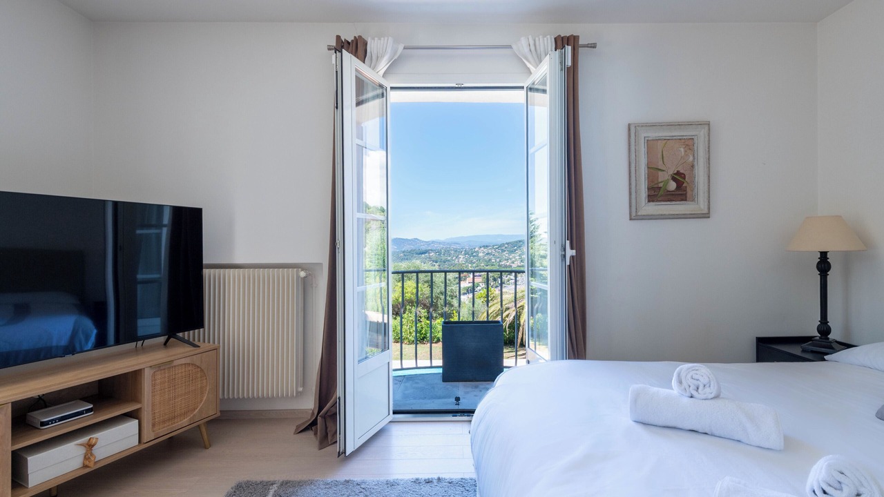 Photo of Bedroom in Le Cannet