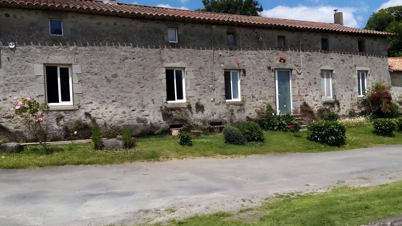 Photo of Outdoor in Saint-Andre-sur-Sevre