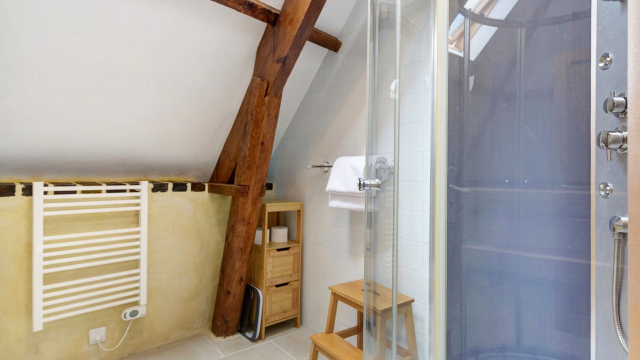 Photo of Bathroom in Le Molay-Littry
