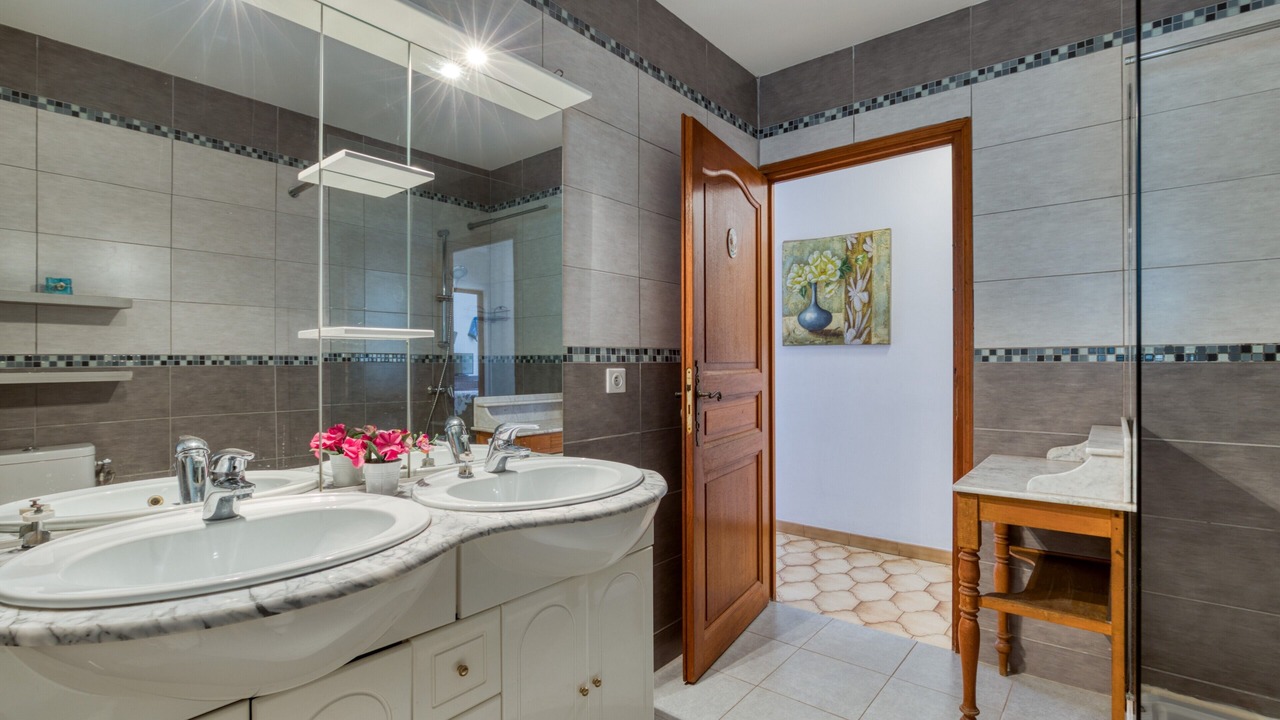 Photo of Bathroom in Le Bosc