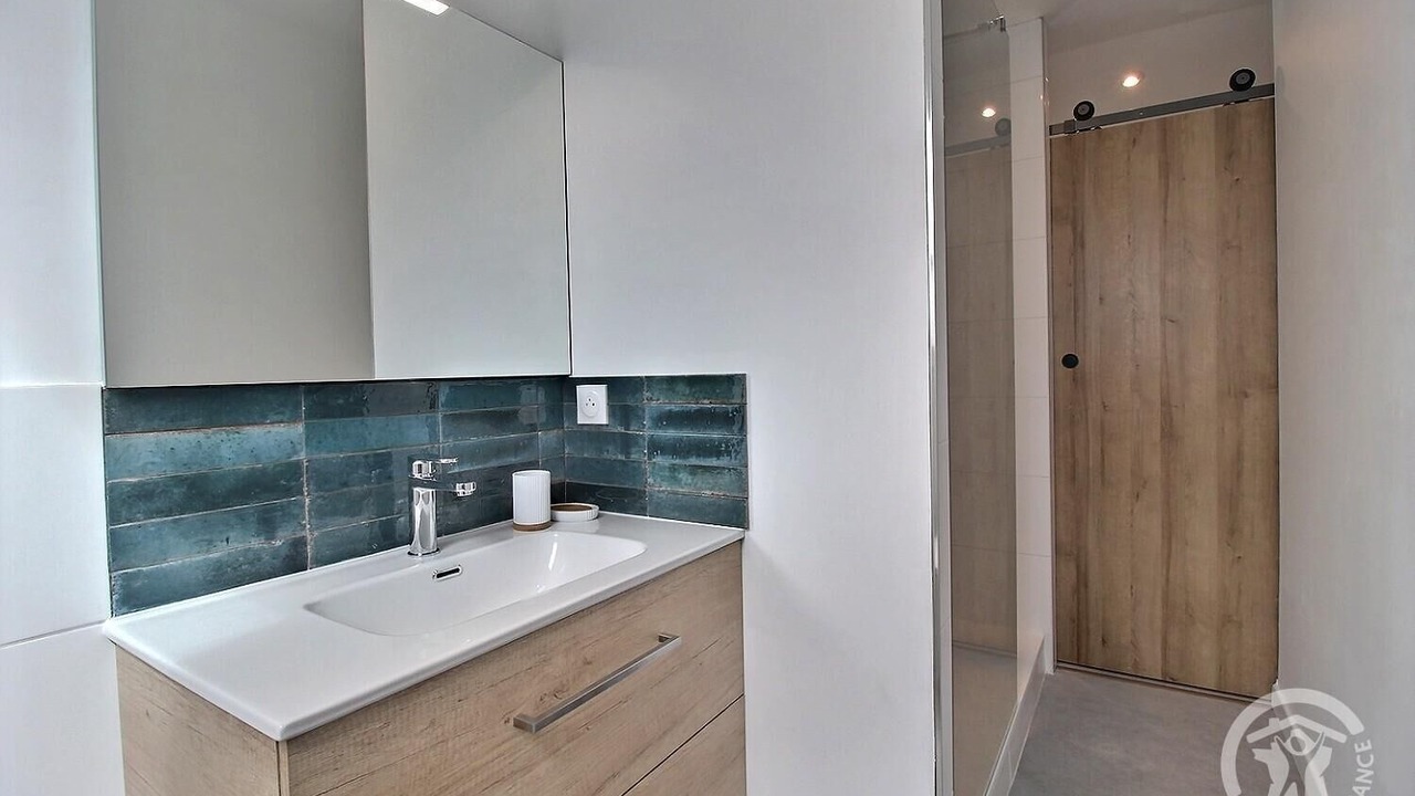 Photo of Bathroom in Planguenoual