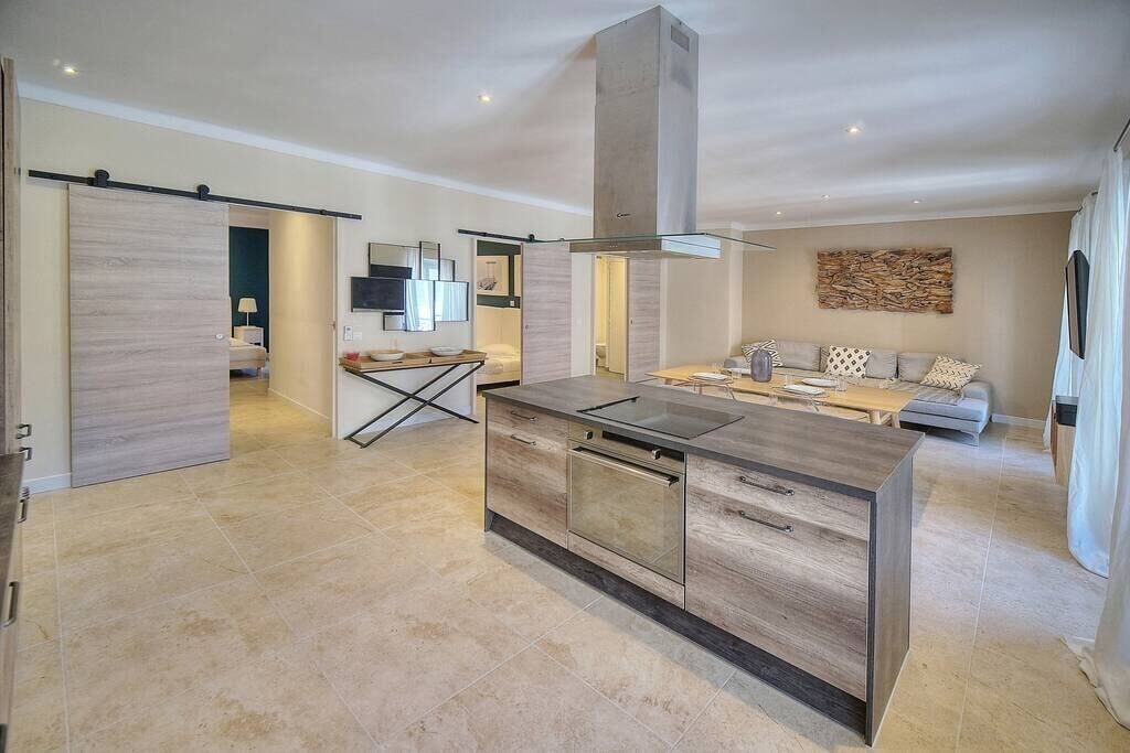 Photo of Livingroom in Cannes City Centre