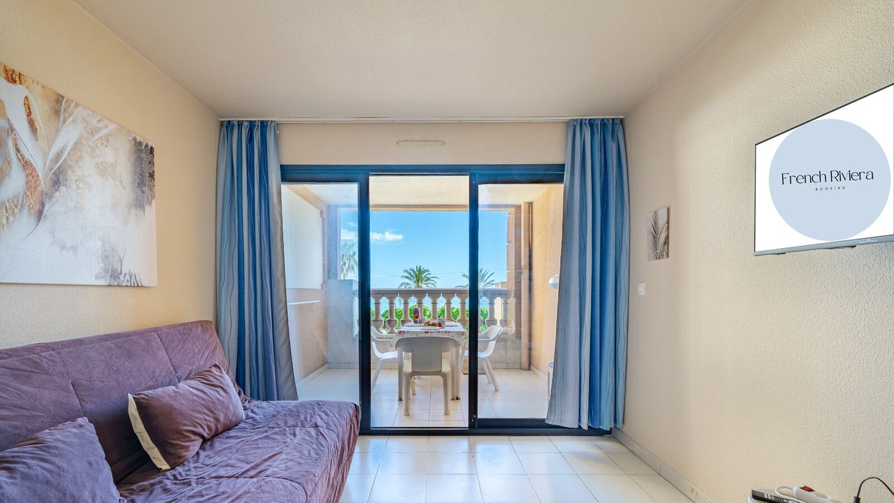 Photo of Livingroom in Cannes La Bocca