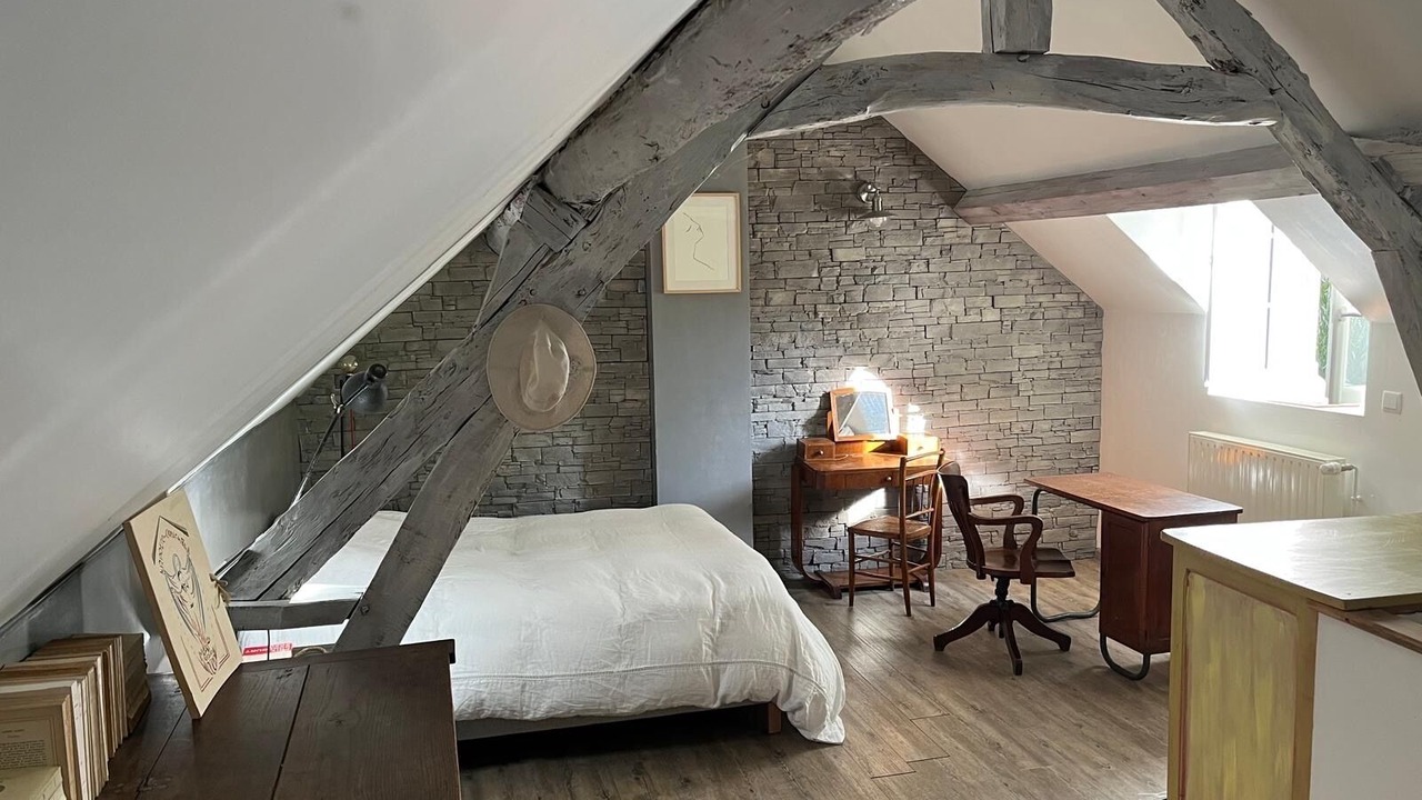 Photo of Bedroom in Montjavoult