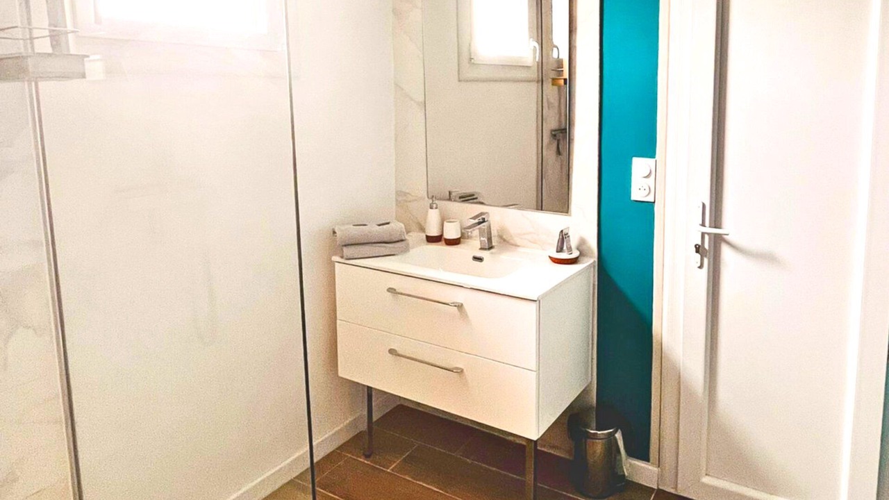 Photo of Bathroom in Saint-Brieuc