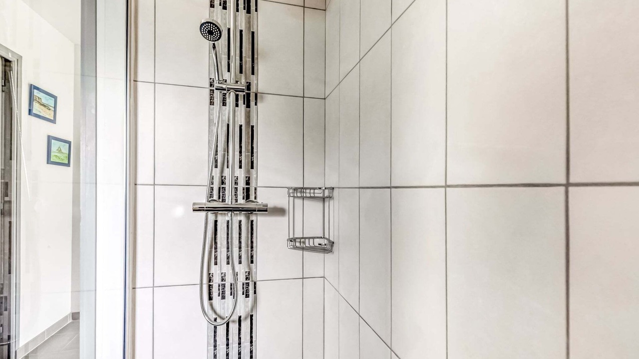 Photo of Bathroom in Tracy-sur-Mer