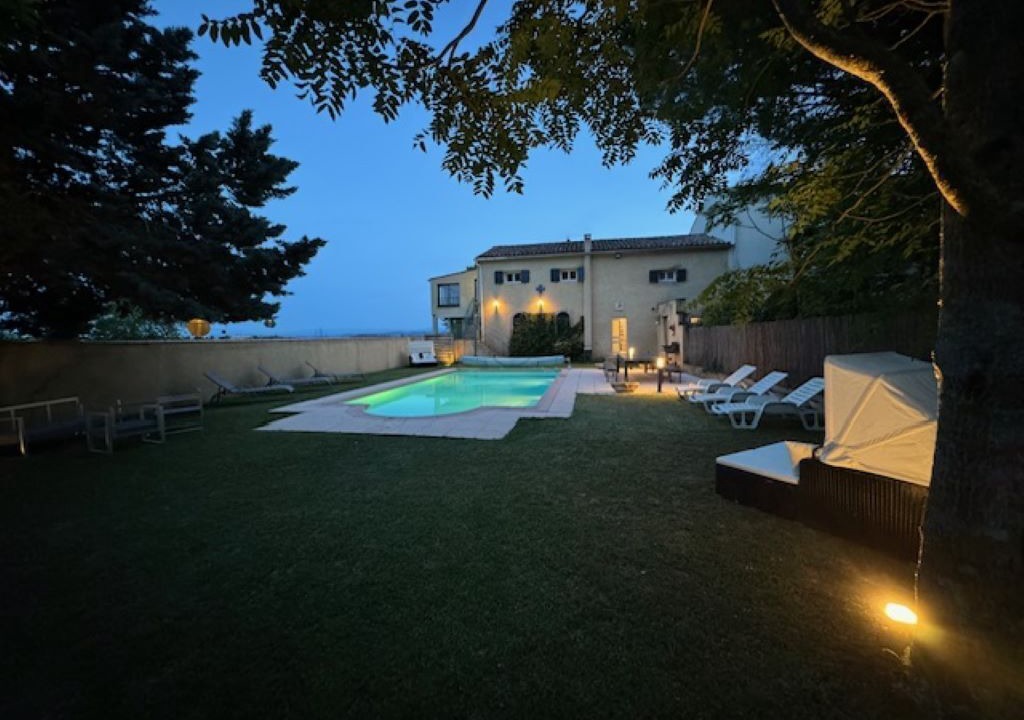 Photo of Outdoor in Issel