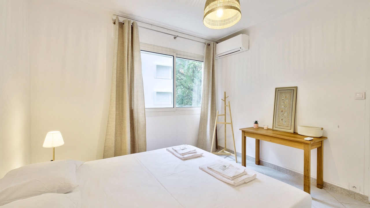 Photo of Bedroom in Cannes
