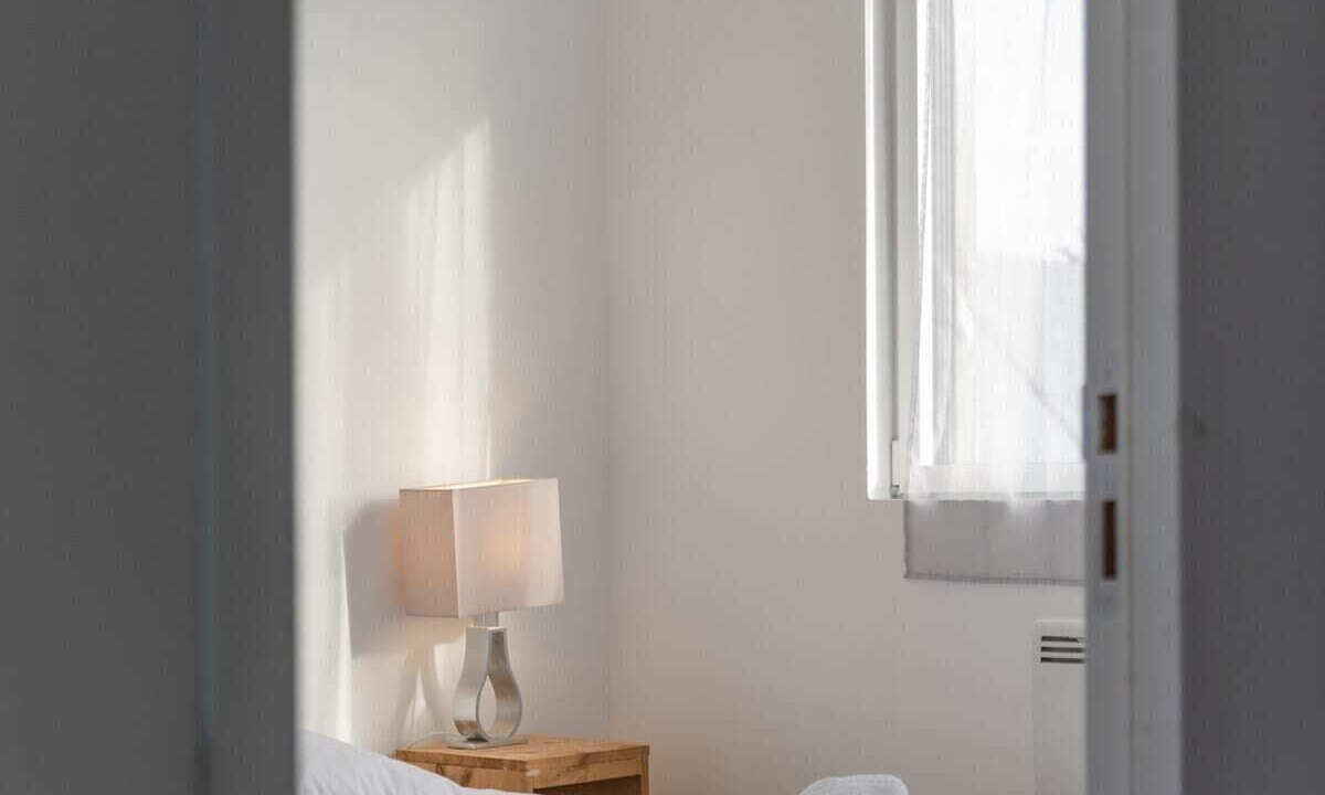 Photo of Bedroom in Ploudalmezeau