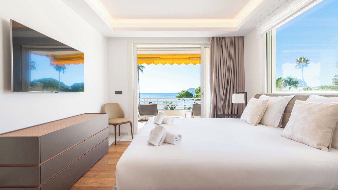 Photo of Bedroom in Cannes