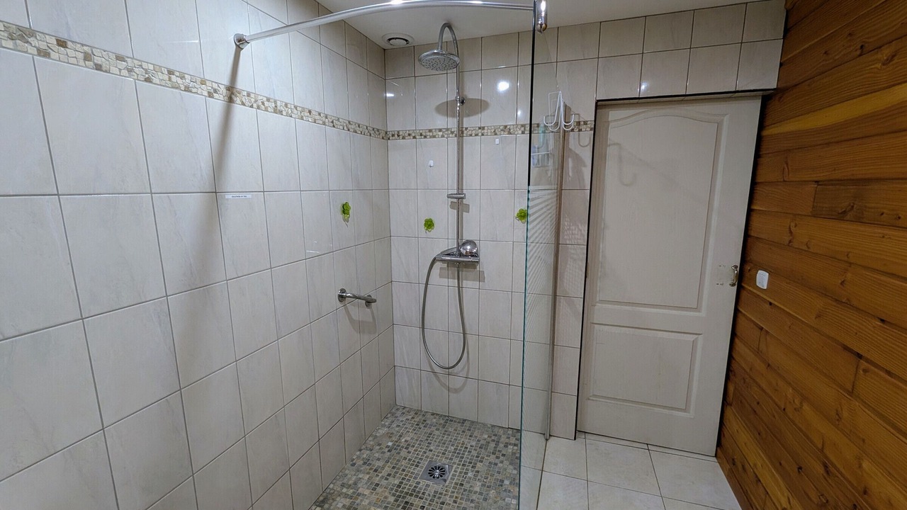 Photo of Bathroom in Montigny-les-Cherlieu