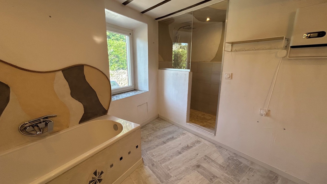 Photo of Bathroom in La Force