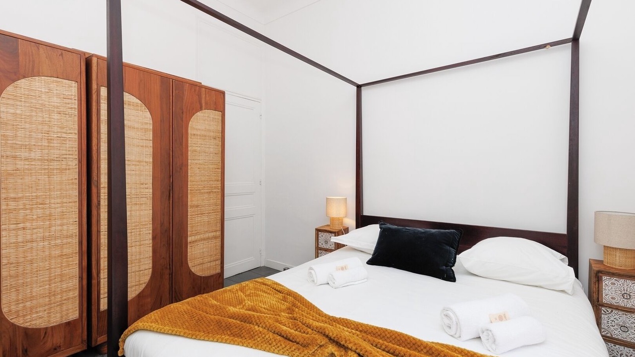 Photo of Bedroom in California - Pezou