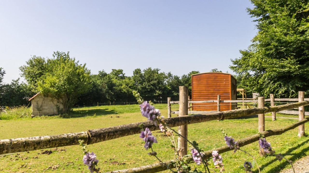Photo of Outdoor in La Chapelle-Cecelin