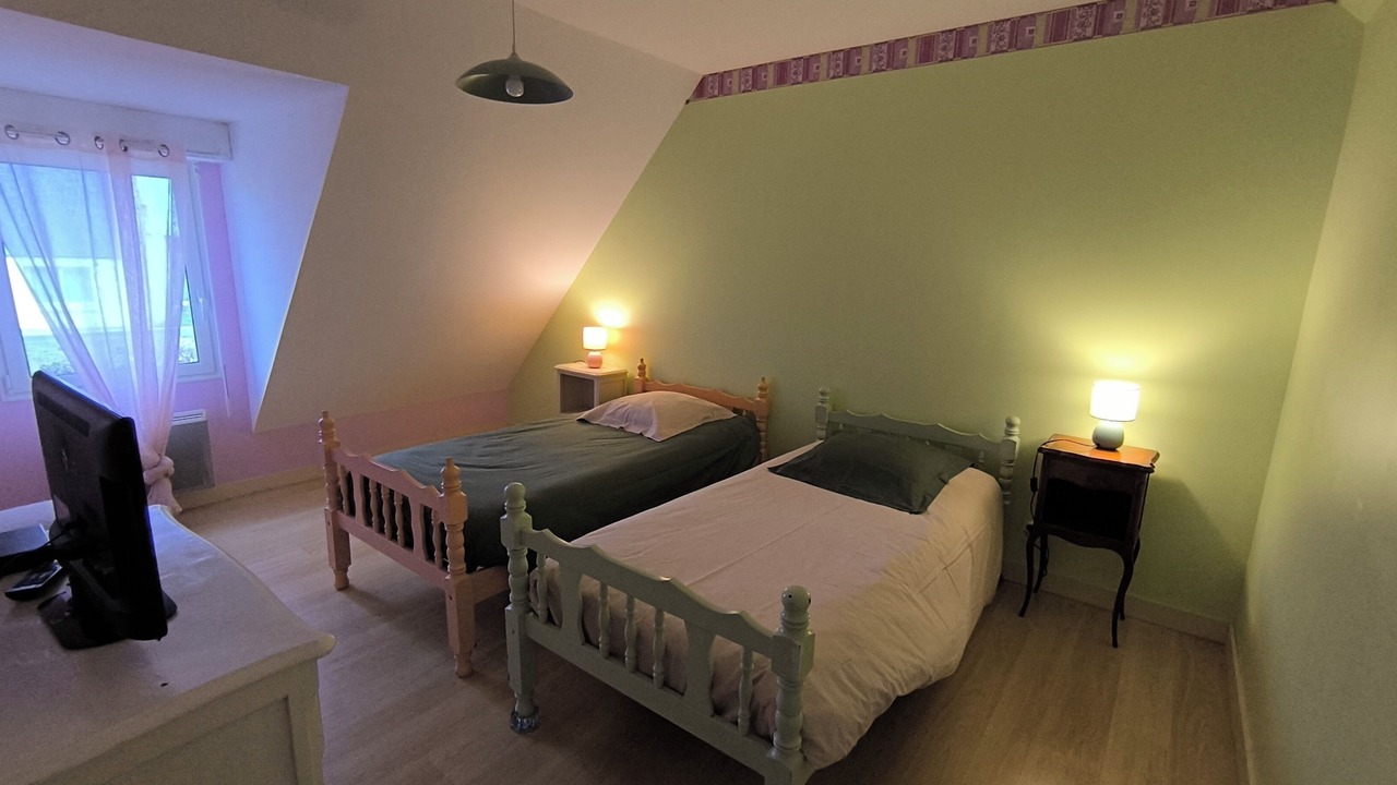 Photo of Bedroom in Ploudalmezeau