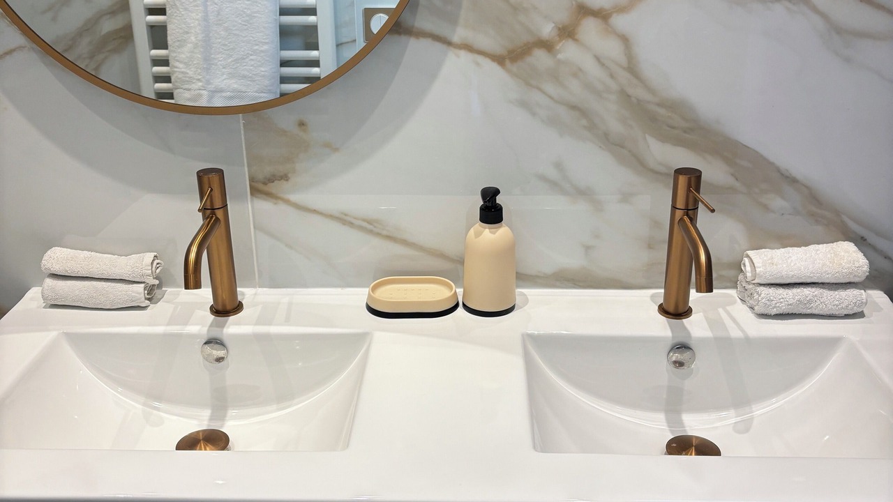 Photo of Bathroom in Prado - Republique