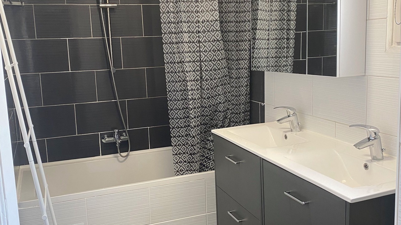 Photo of Bathroom in Le Plan-de-Grasse
