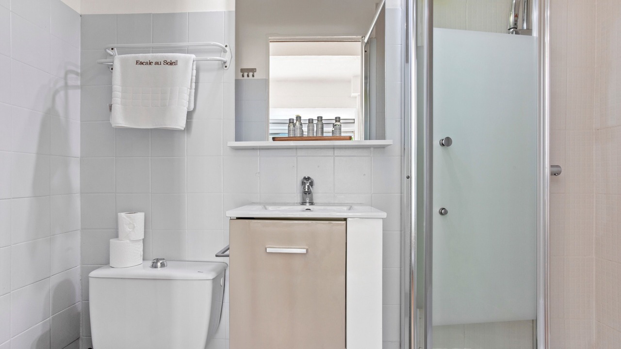 Photo of Bathroom in Saint-Aygulf
