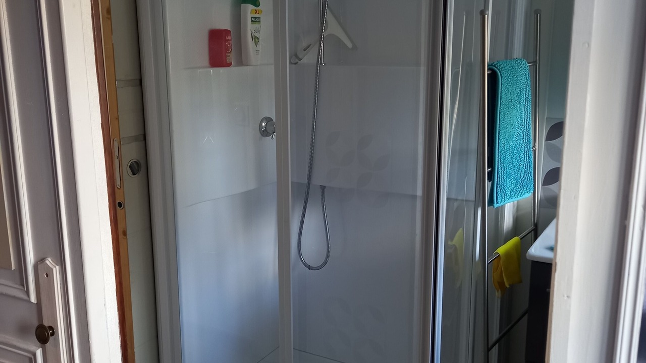 Photo of Bathroom in Hillion