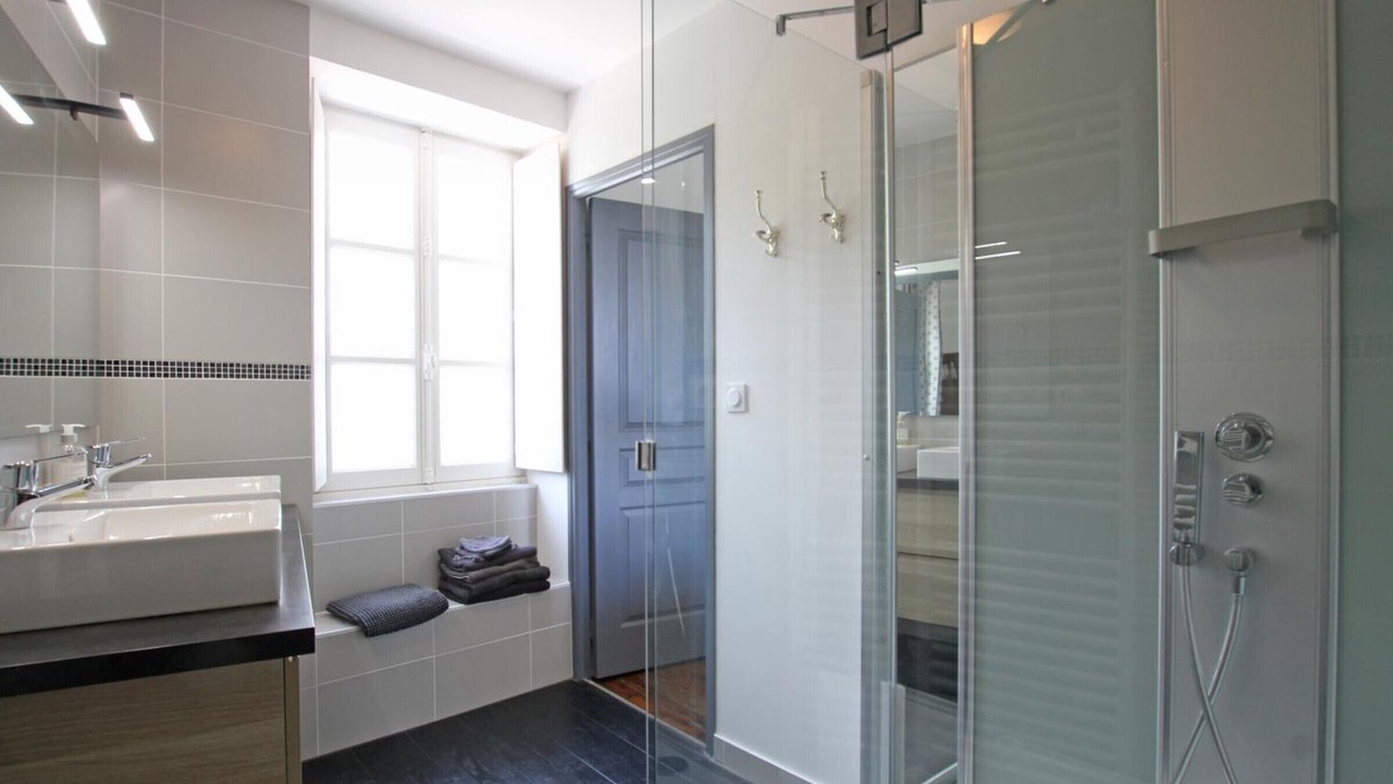 Photo of Bathroom in Sainte-Marie-du-Mont