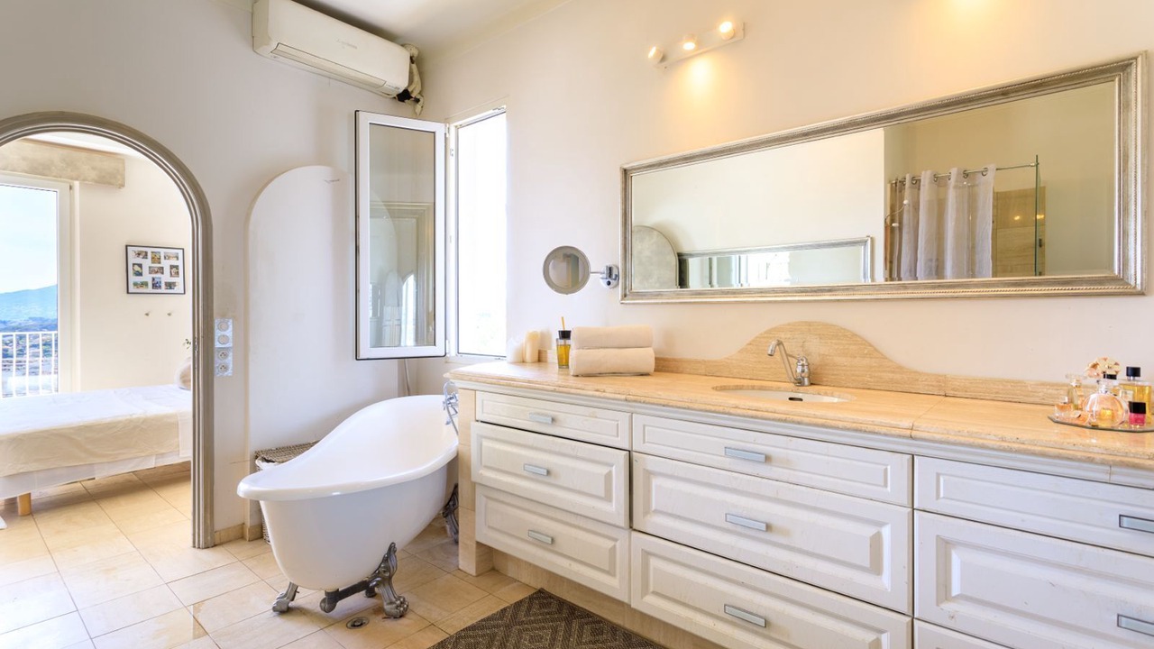 Photo of Bathroom in Le Cannet