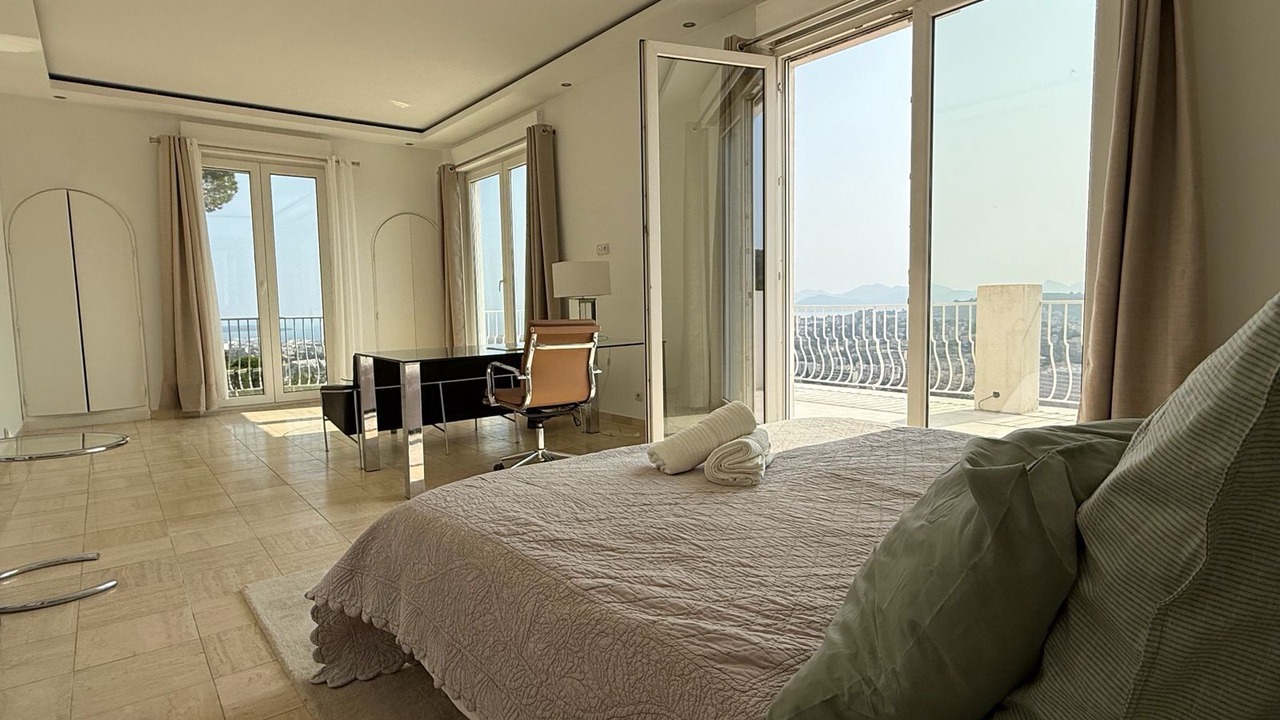 Photo of Bedroom in Le Cannet