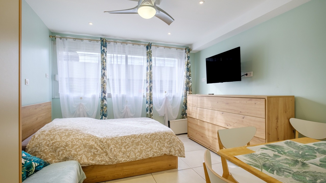 Photo of Bedroom in Villeneuve Loubet Beach
