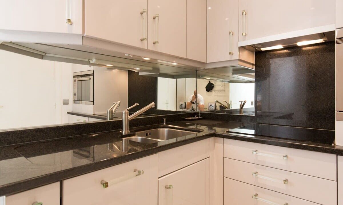 Photo of Kitchen in California - Pezou