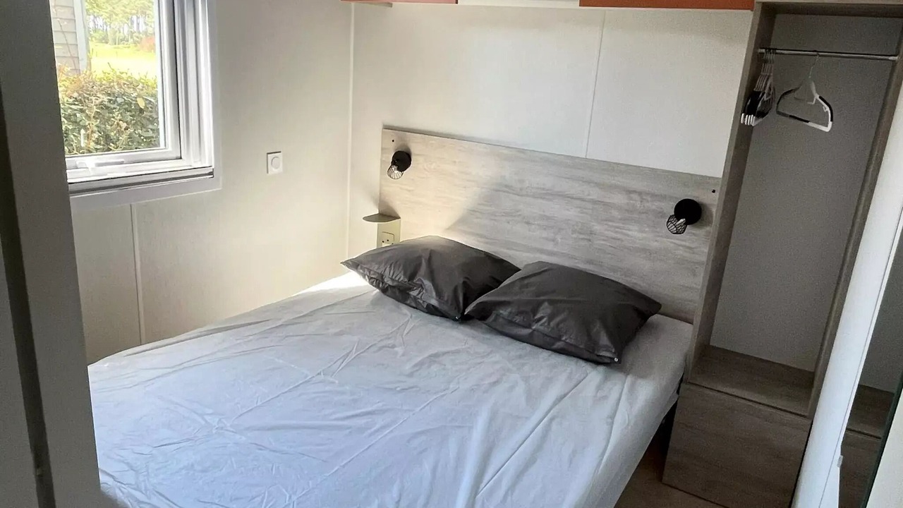 Photo of Bedroom in Paimboeuf