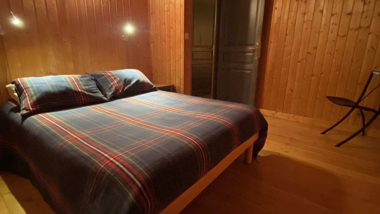 Photo of Bedroom in Loudervielle
