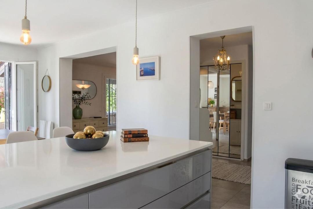 Photo of Kitchen in Gairaut