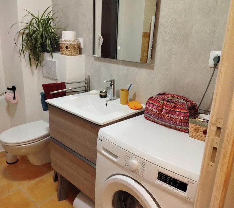 Photo of Bathroom in Chanteloup-les-Bois