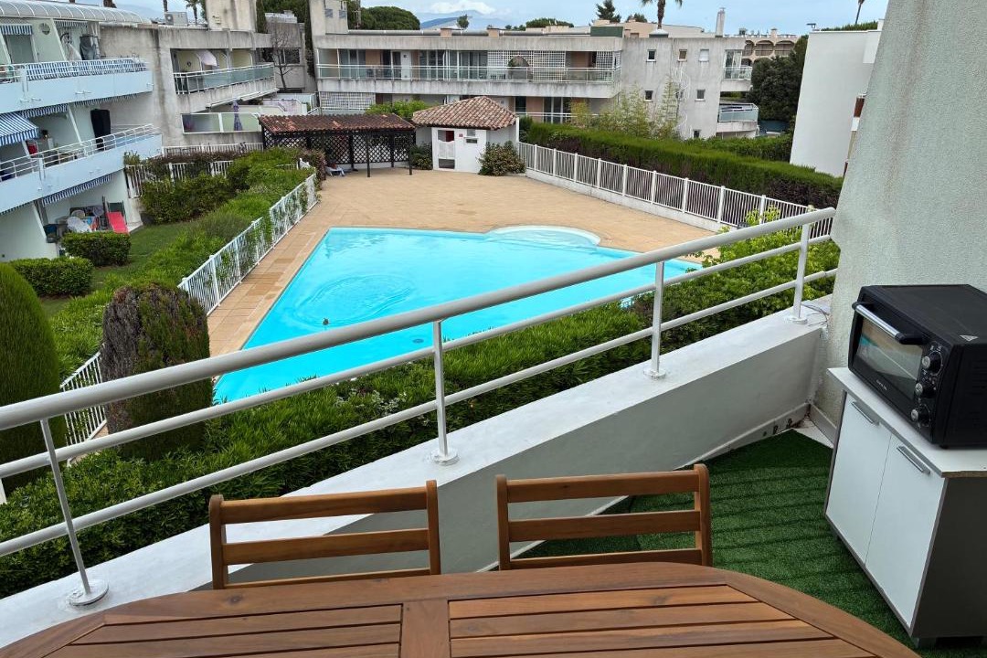 Photo of Patio Balcony in Villeneuve Loubet Beach