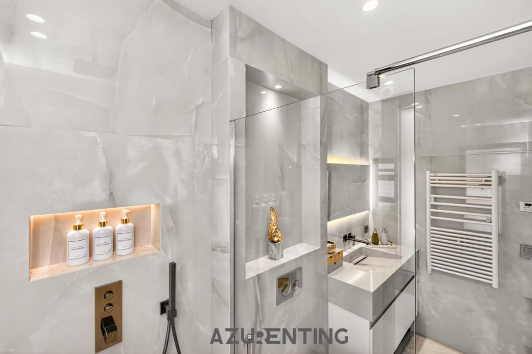 Photo of Bathroom in Le Cannet