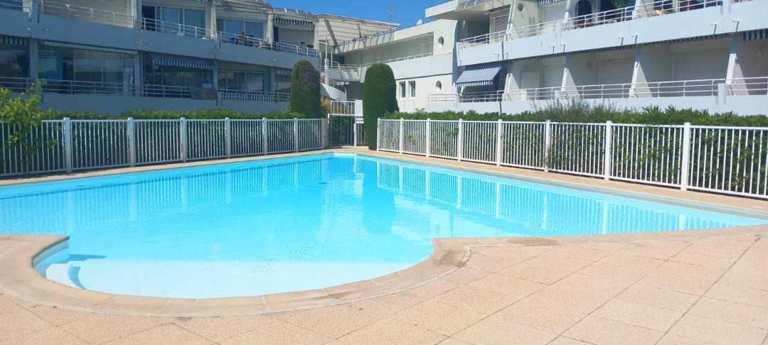 Photo of Patio Balcony in Villeneuve Loubet Beach