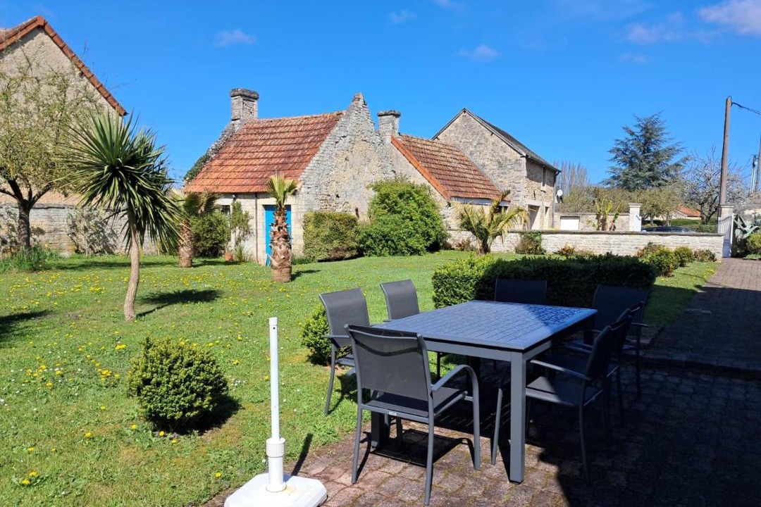 Photo of Others in Esquay-sur-Seulles