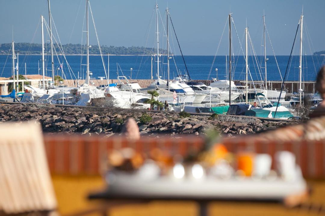 Photo of Others in Mandelieu-la-Napoule Beach