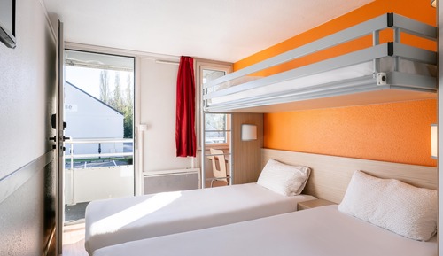 Standard Room, 3 Twin Beds