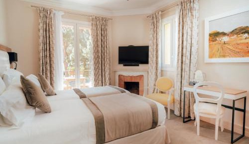 Superior Room with Balcony
