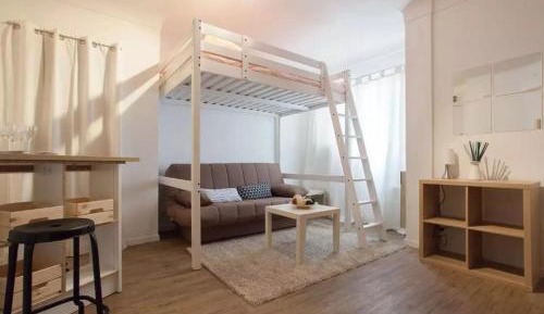 Studio Apartment